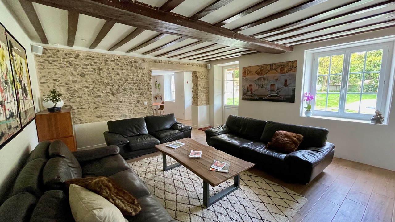 Photo of Livingroom in Cravent