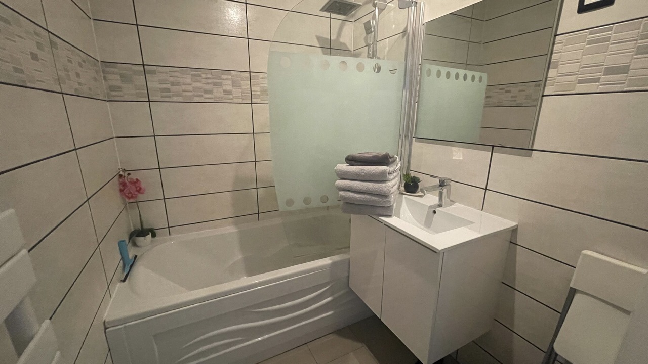 Photo of Bathroom in Villiers-sur-Morin