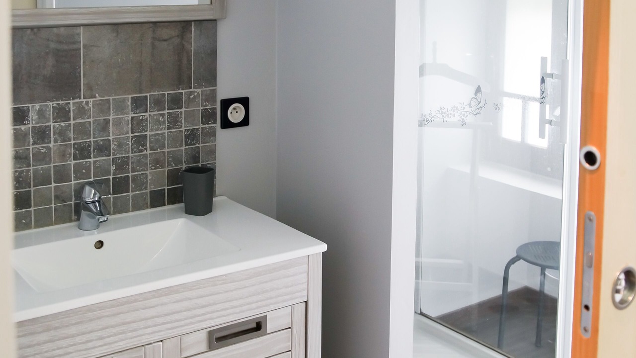 Photo of Bathroom in Solre-le-Chateau