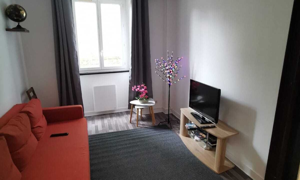 Photo of Livingroom in Etampes
