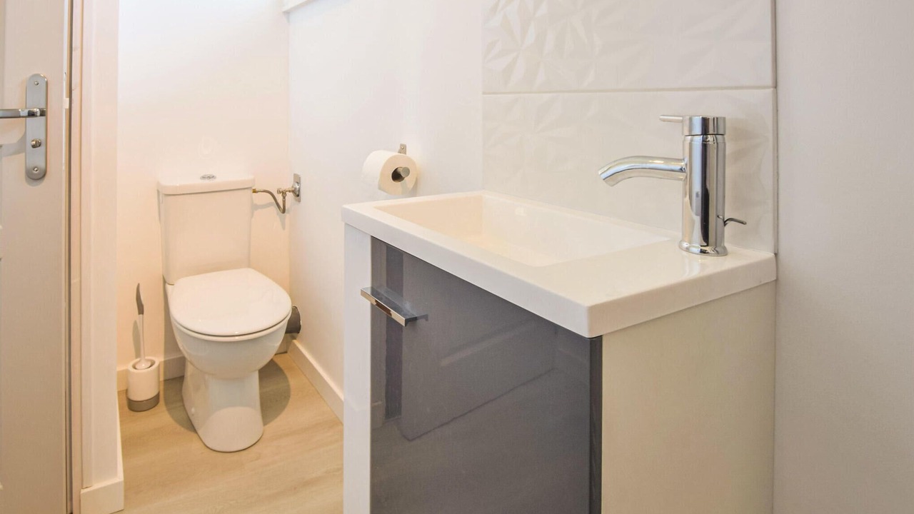 Photo of Bathroom in Saint-Aubin-sur-Mer