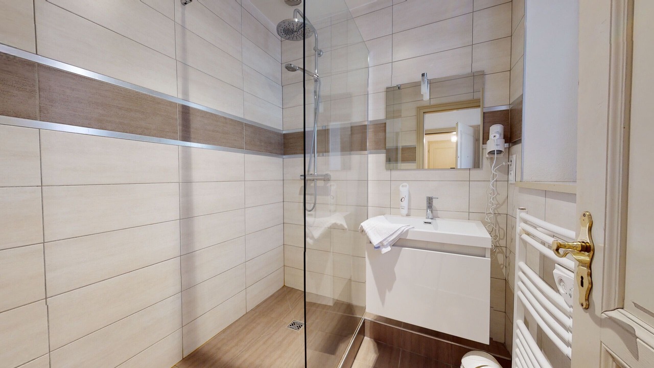 Photo of Bathroom in Petite-France