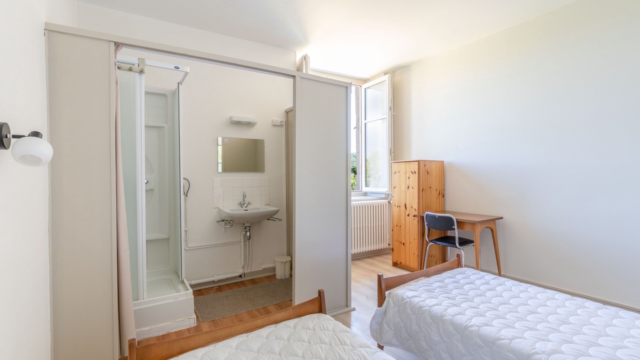 Photo of Bedroom in Lugny