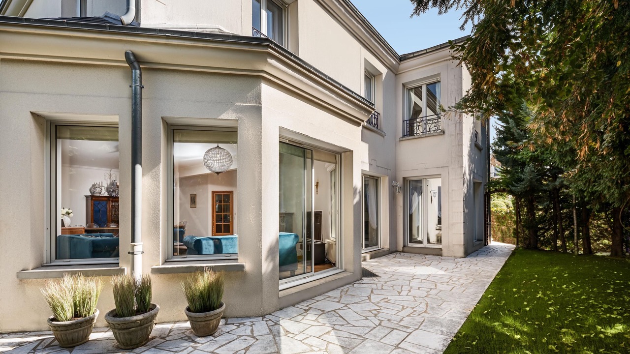 Photo of Outdoor in Le Chesnay