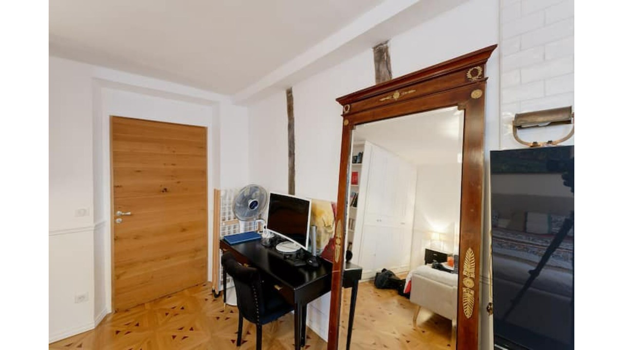 Photo of Bedroom in Pressagny-lʼOrgeuilleux
