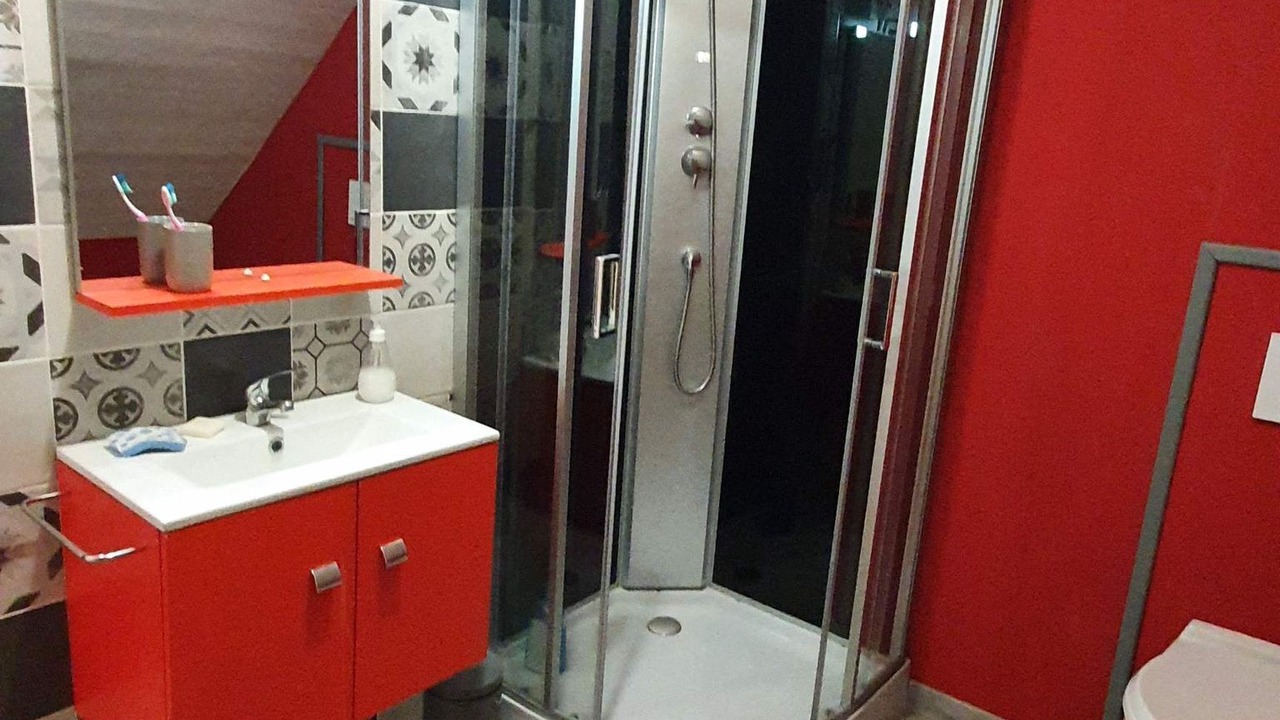 Photo of Bathroom in Serley
