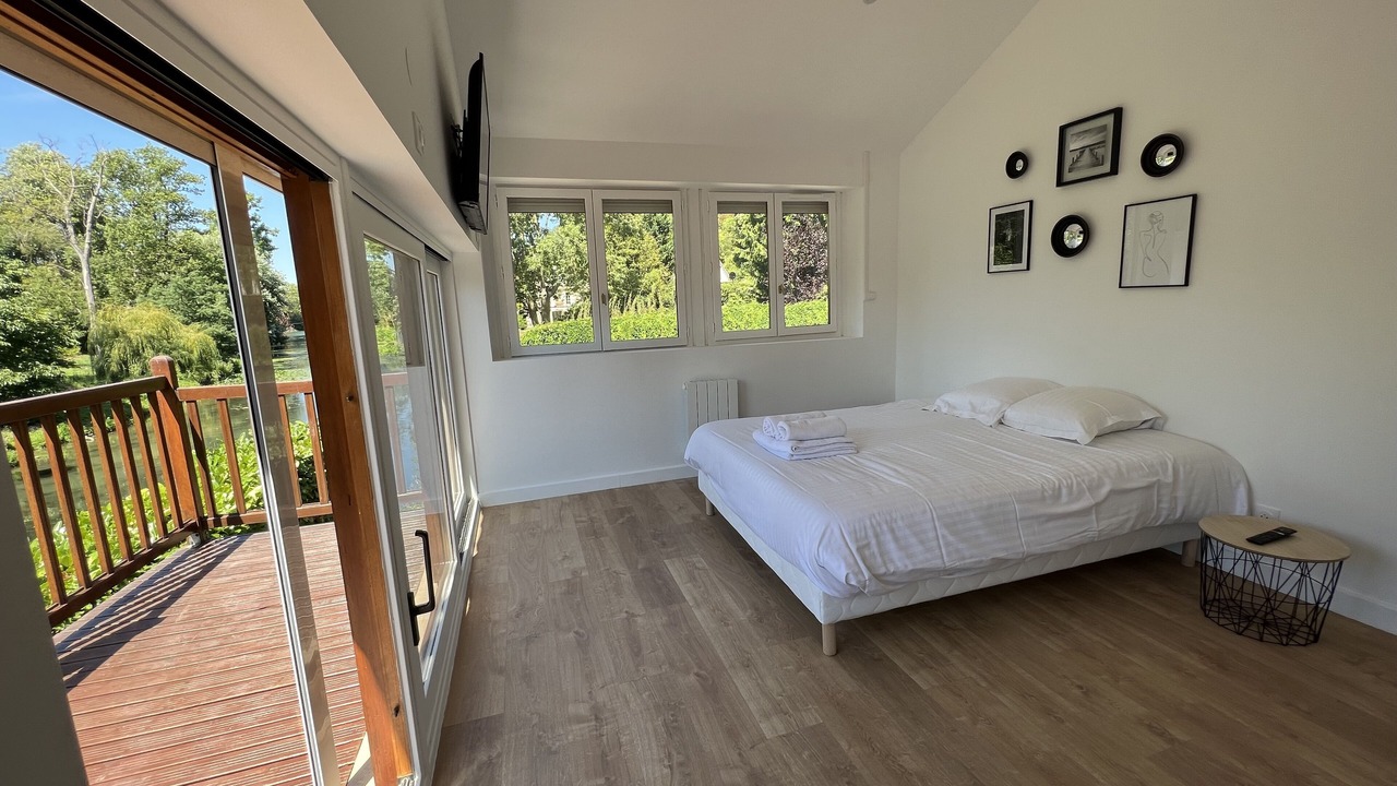 Photo of Bedroom in Connelles
