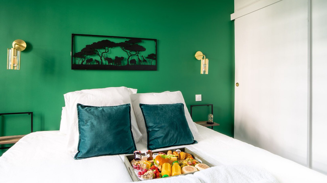 Photo of Bedroom in Levallois-Perret