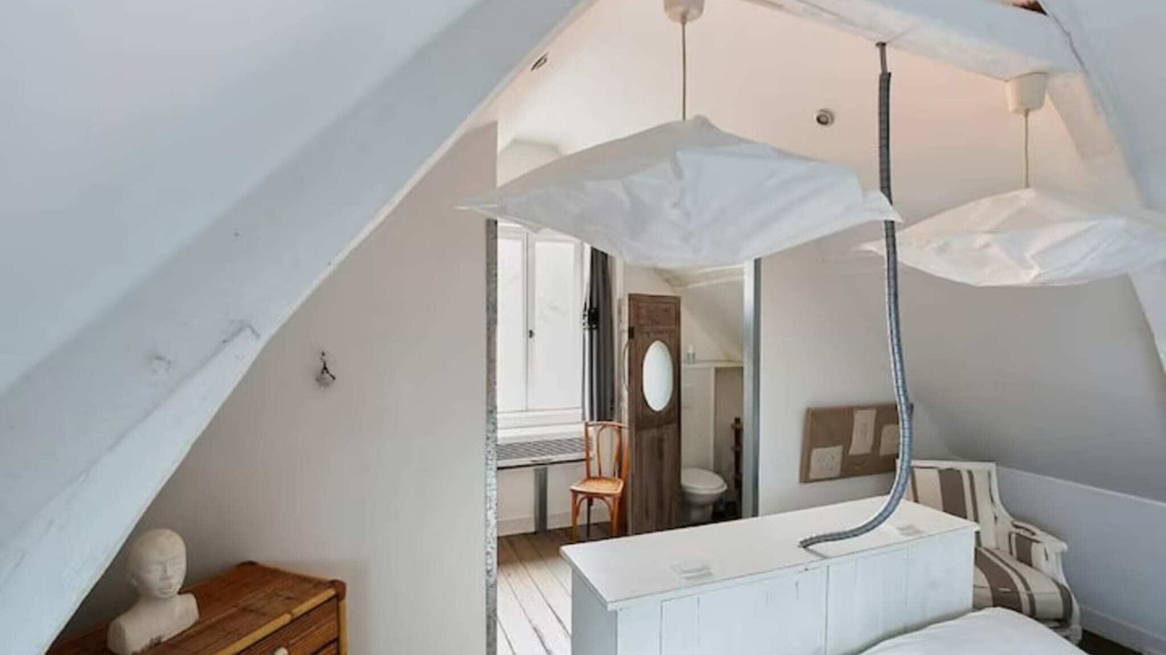 Photo of Bedroom in Cuverville-sur-Yeres