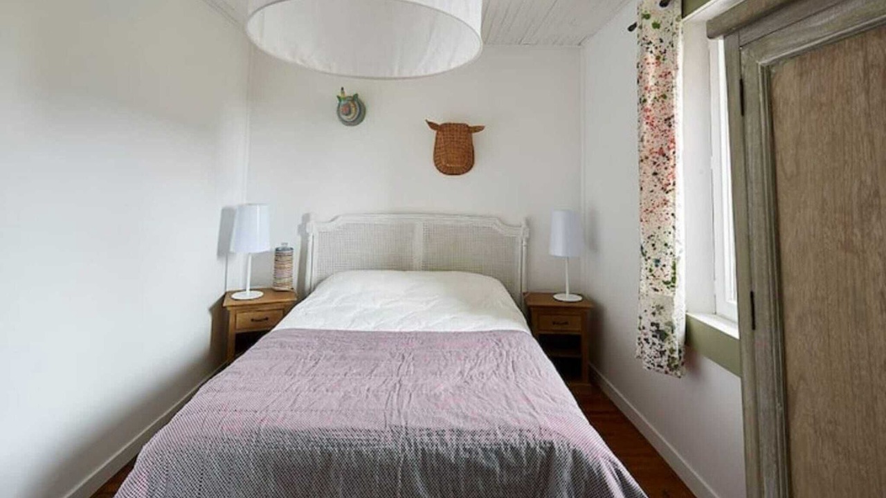 Photo of Bedroom in Cuverville-sur-Yeres