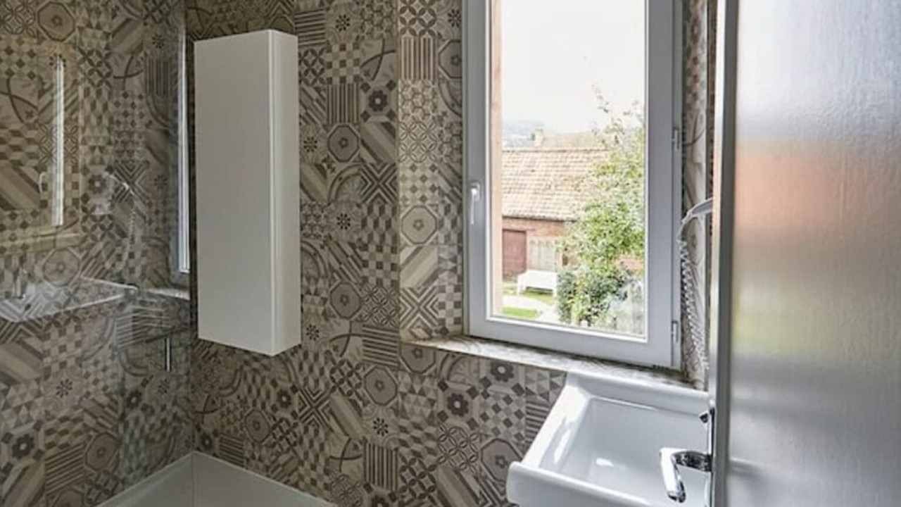 Photo of Bathroom in Cuverville-sur-Yeres