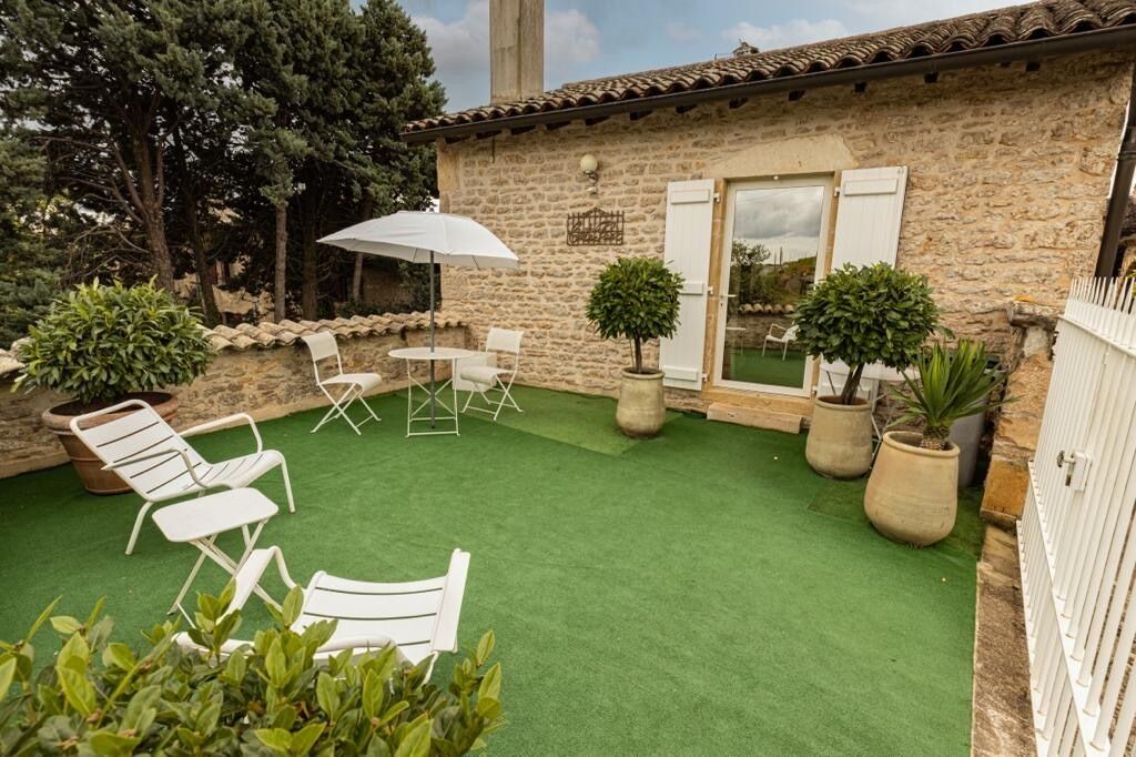 Photo of Patio Balcony in Fuisse