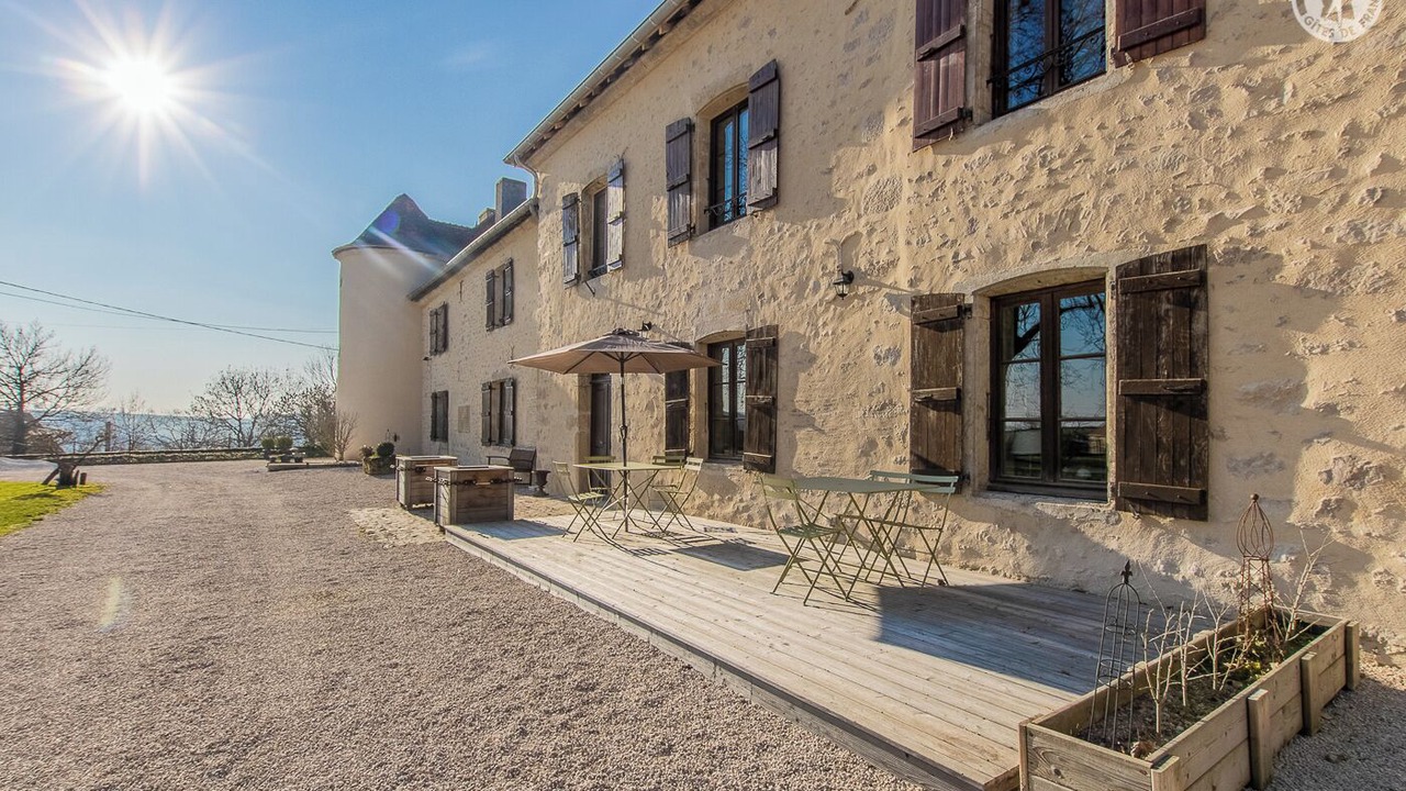 Photo of Outdoor in Mary