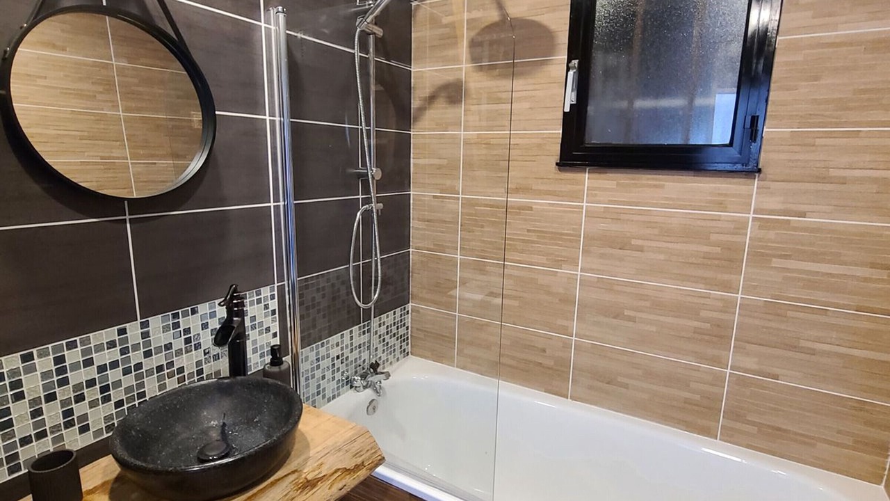 Photo of Bathroom in Harsault