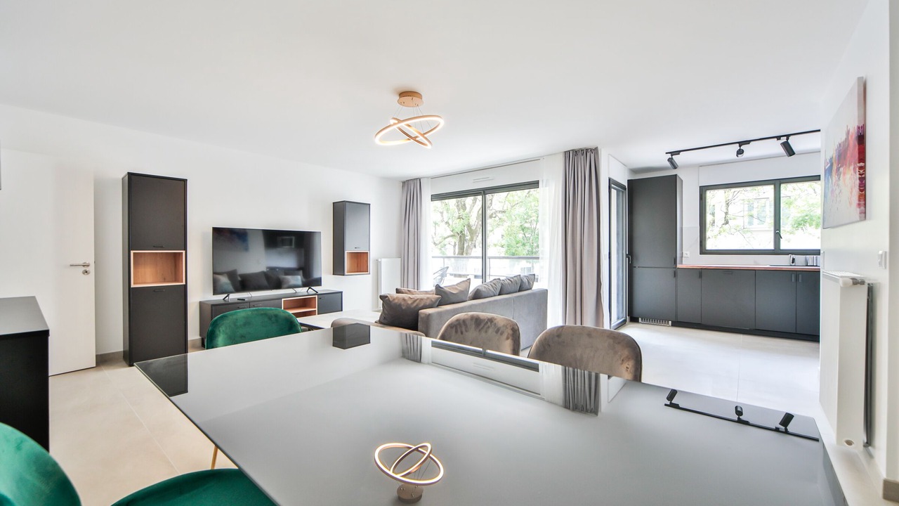 Photo of Livingroom in La Varenne Saint-Hilaire