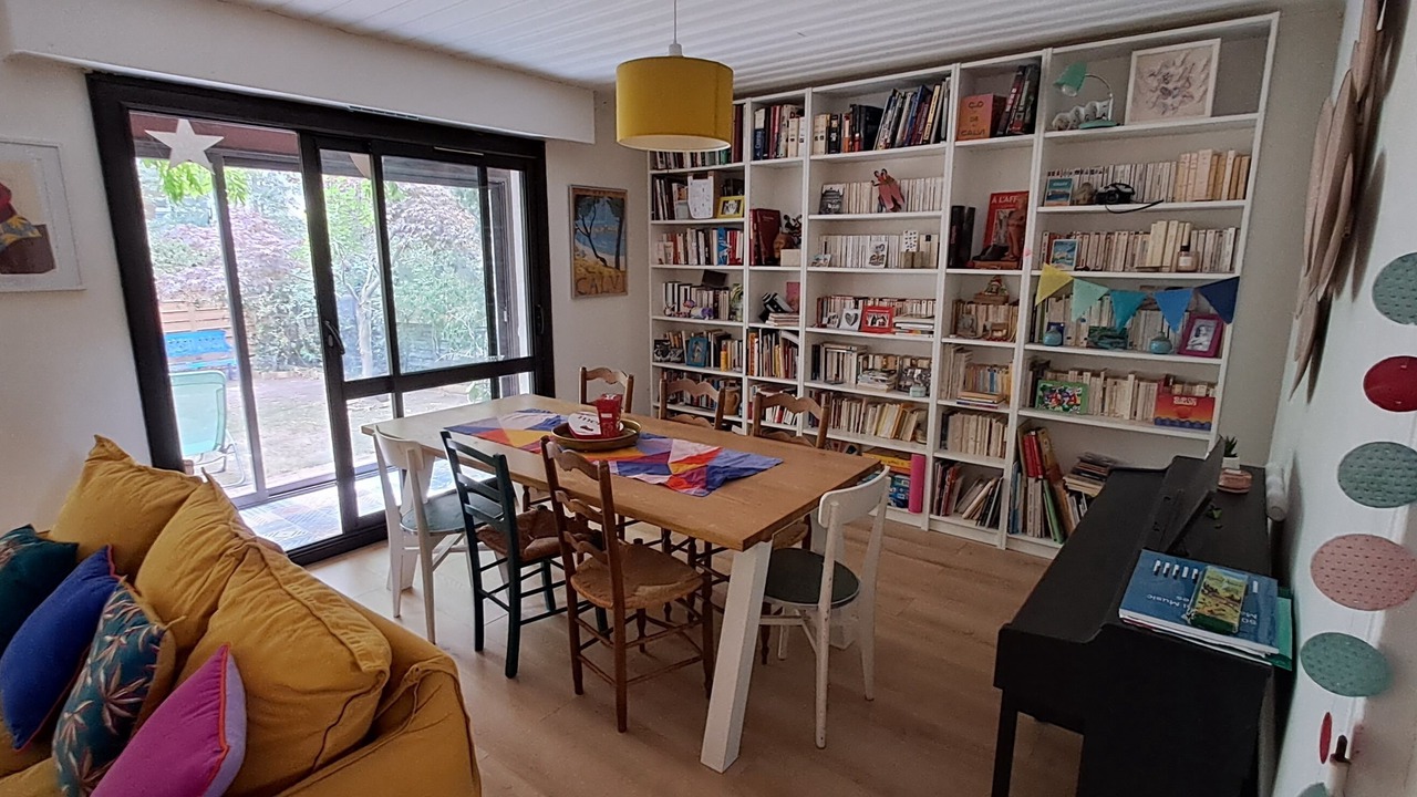 Photo of Bedroom in Draveil