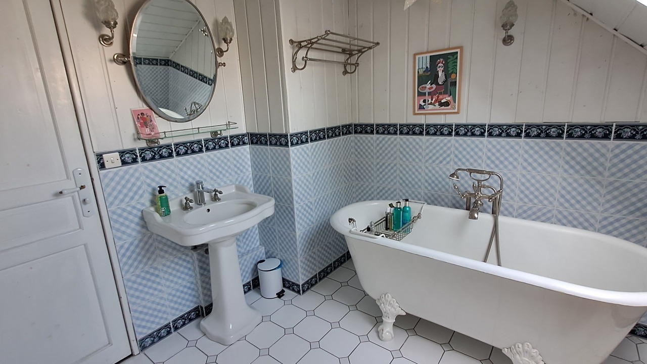 Photo of Bathroom in Draveil