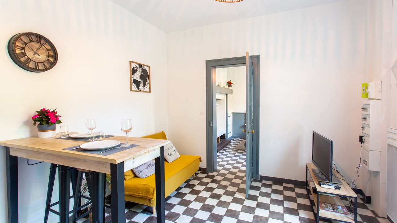 Photo of Livingroom in Centre Ville