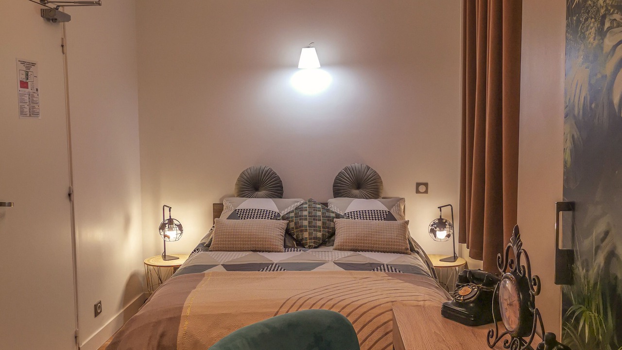 Photo of Bedroom in Sevres