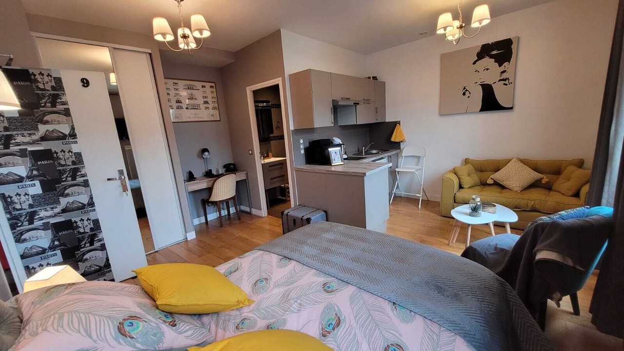 Photo of Bedroom in Sevres