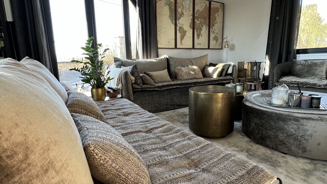 Photo of Livingroom in Notre Dame de la Garenne