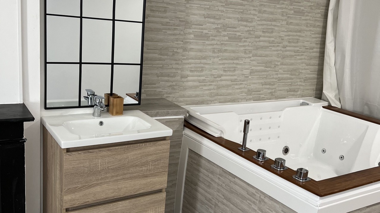 Photo of Bathroom in Saint-Acheul