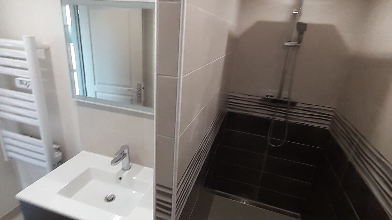 Photo of Bathroom in Saint-Leger-aux-Bois