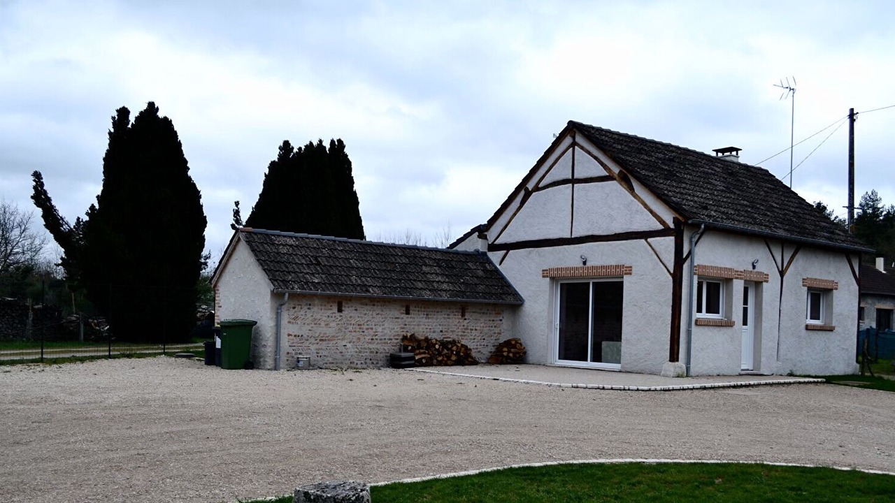 Photo of Outdoor in La Ferte-Saint-Cyr