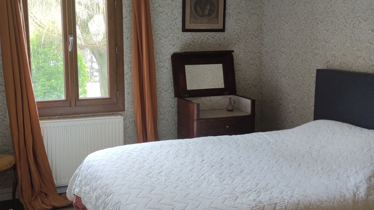 Photo of Bedroom in Liercourt
