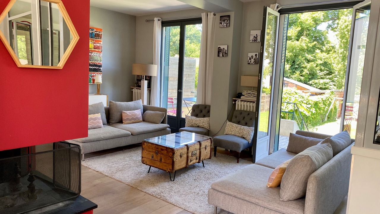 Photo of Livingroom in Versailles