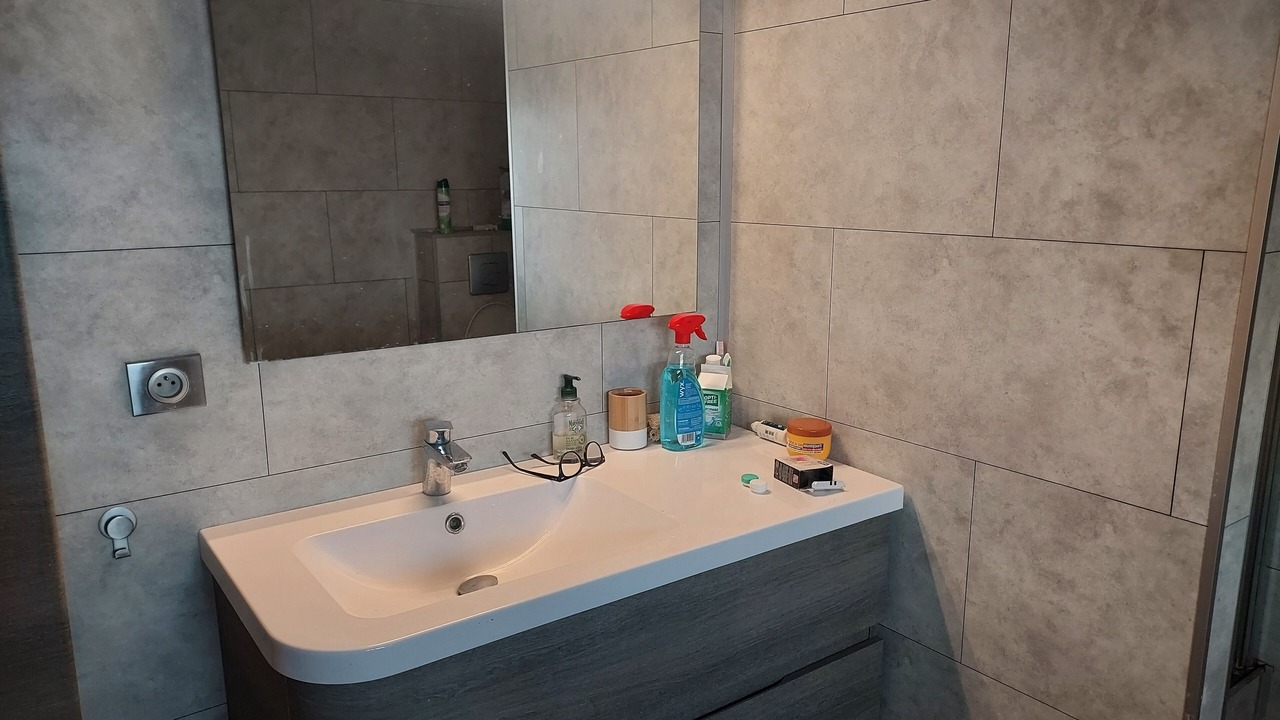 Photo of Bathroom in Saulchery