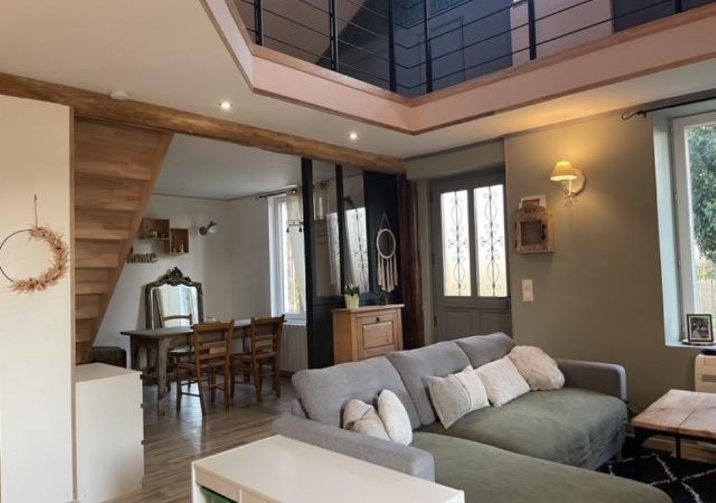 Photo of Livingroom in Gournay-le-Guerin
