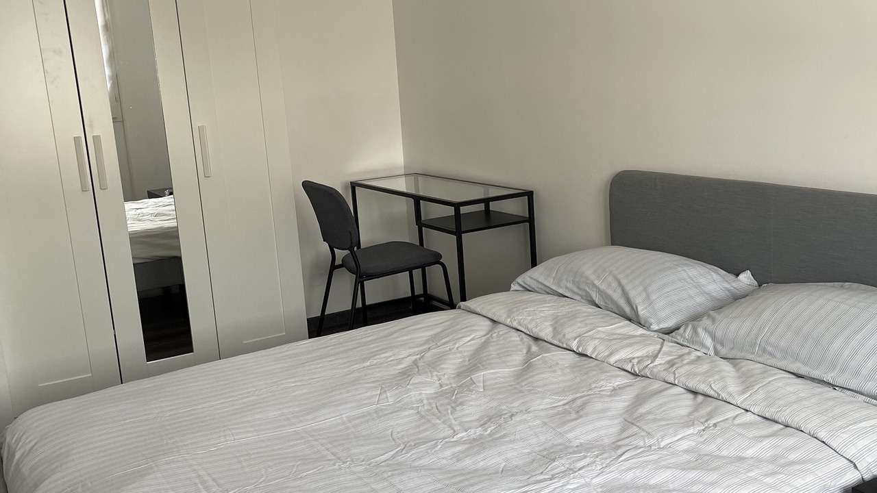 Photo of Bedroom in Etampes