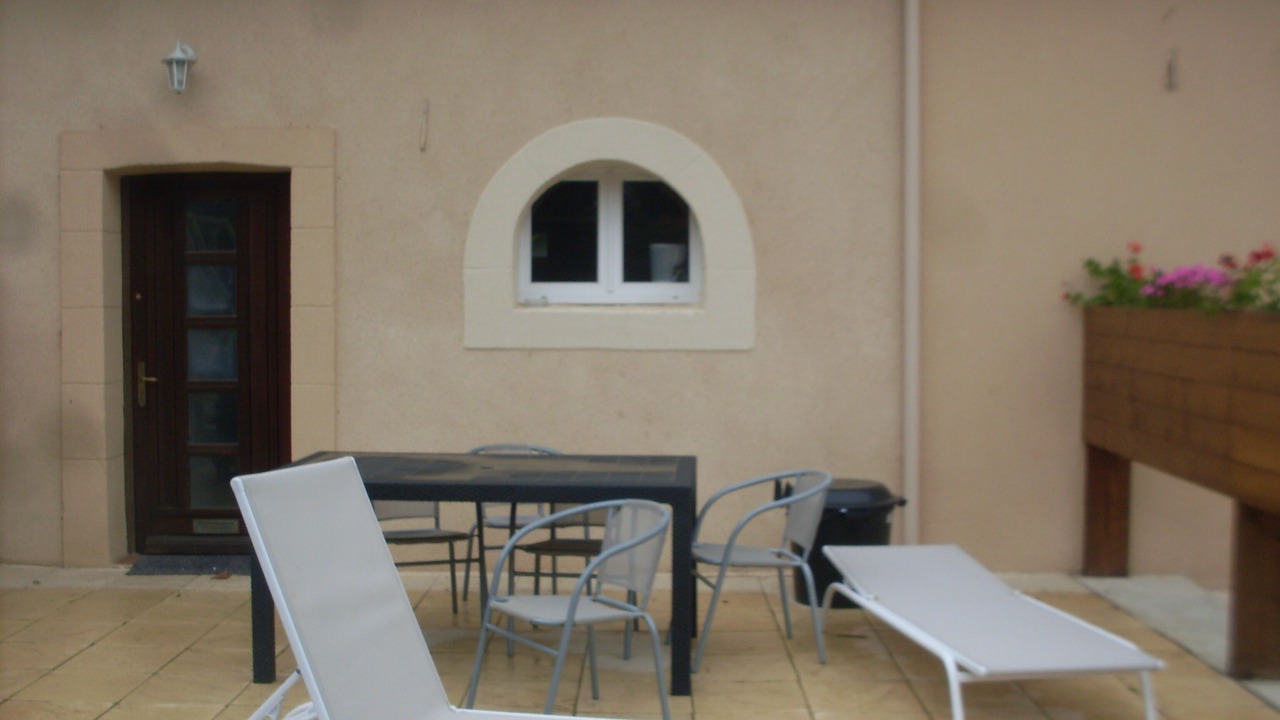 Photo of Outdoor in Rety