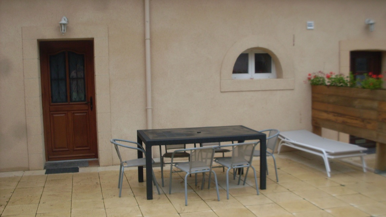 Photo of Outdoor in Rety