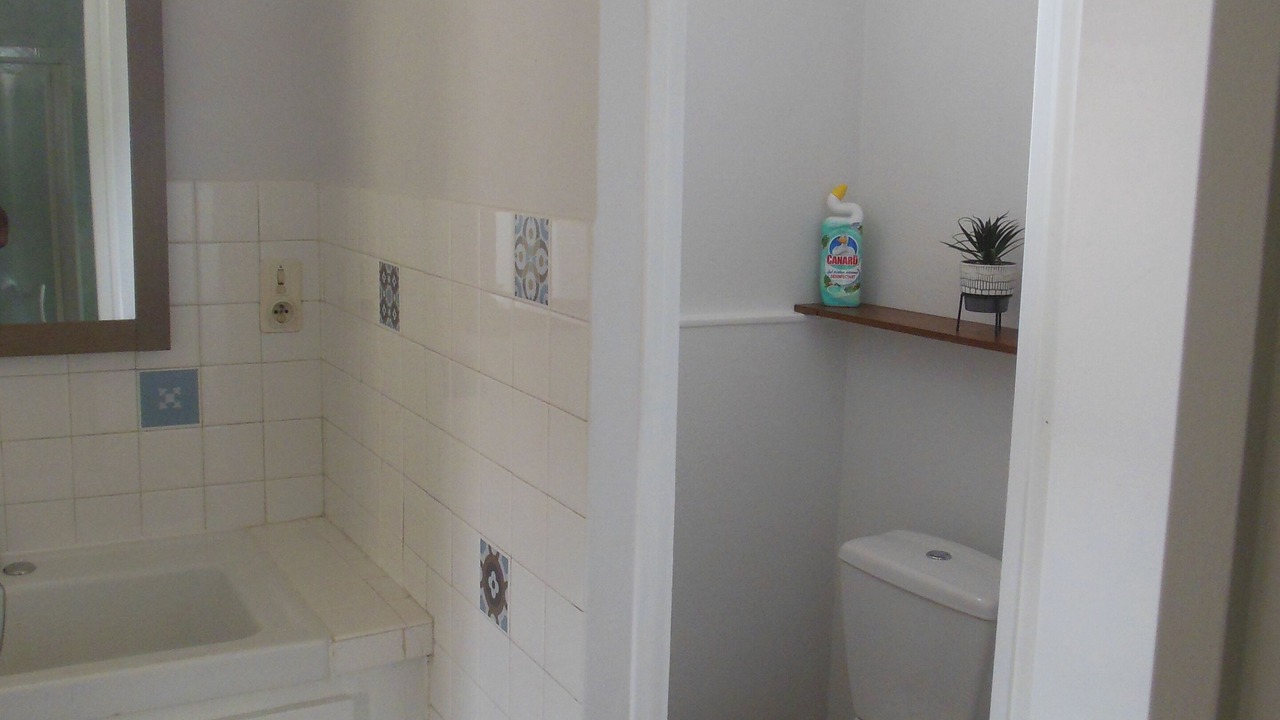 Photo of Bathroom in Dortan
