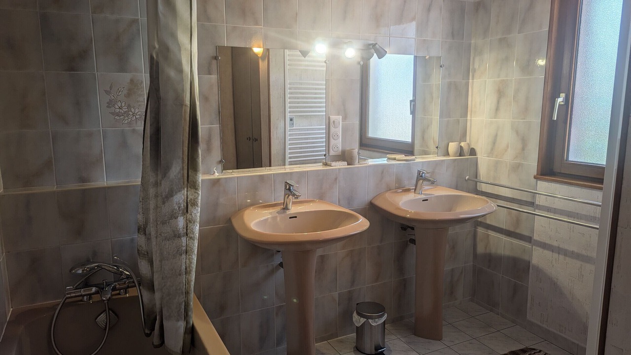 Photo of Bathroom in Champigny-sous-Varennes