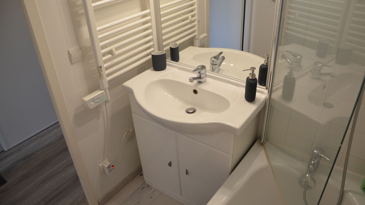 Photo of Bathroom in Equemauville