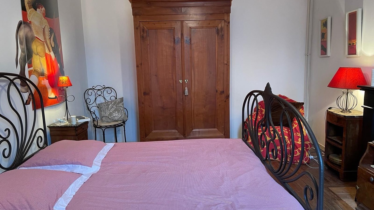 Photo of Bedroom in Coucy-le-Chateau-Auffrique