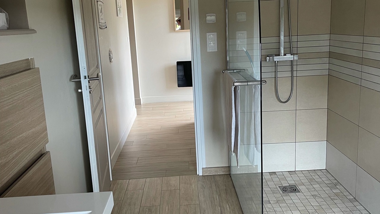 Photo of Bathroom in Moux-en-Morvan
