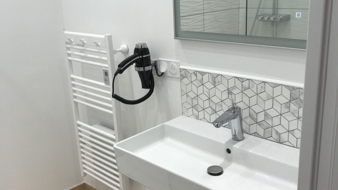 Photo of Bathroom in Montreuil-sur-Mer