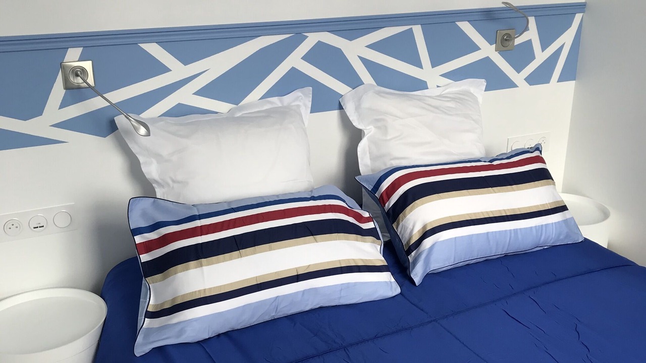 Photo of Bedroom in Montreuil-sur-Mer