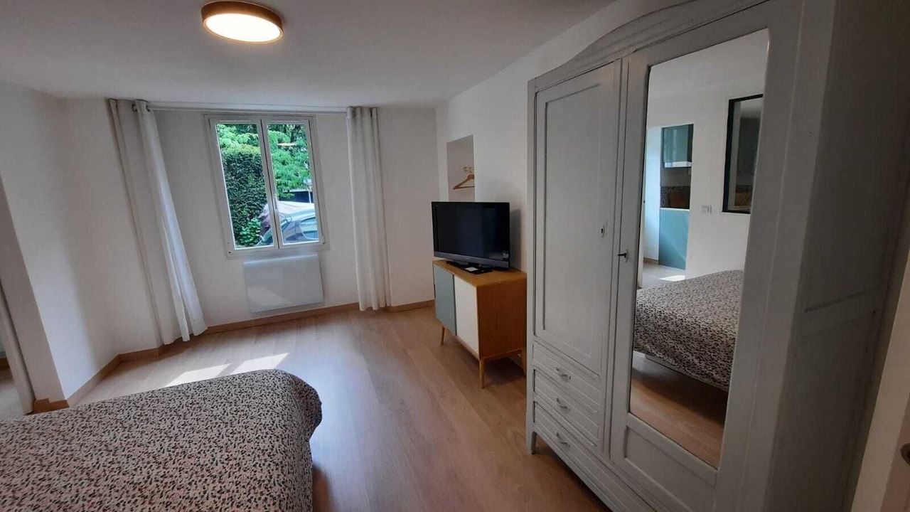 Photo of Bedroom in Yerres