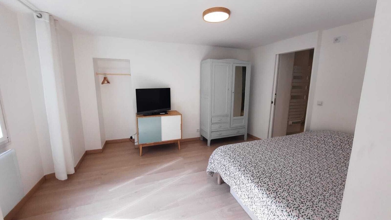 Photo of Bedroom in Yerres