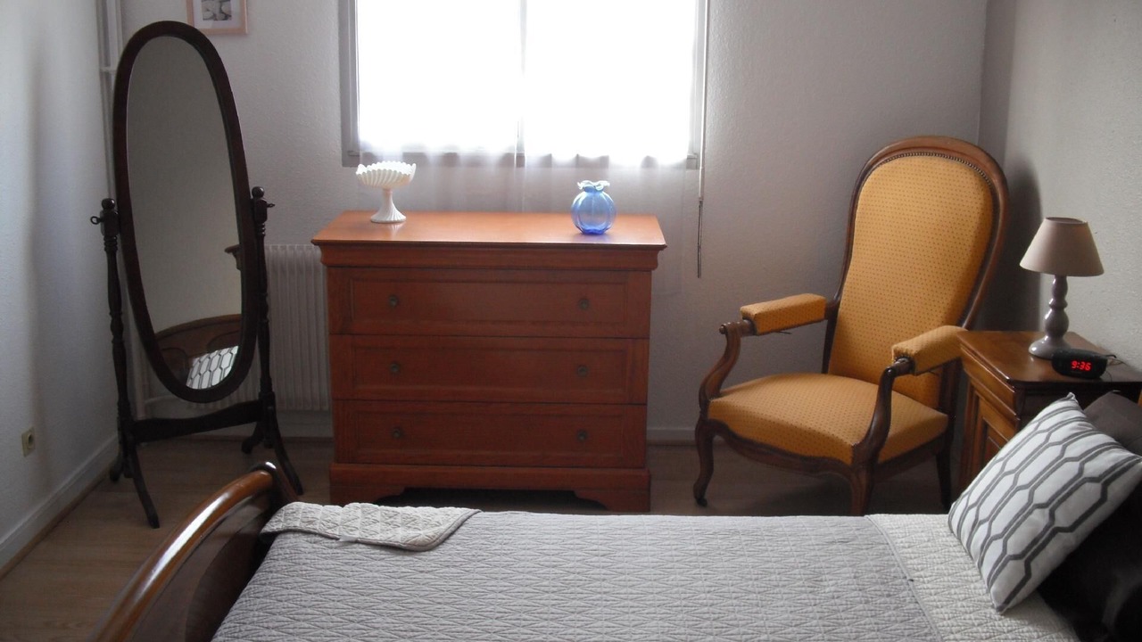 Photo of Bedroom in Faubourg-Raines