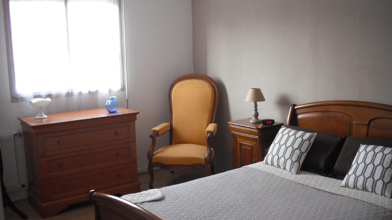 Photo of Bedroom in Faubourg-Raines