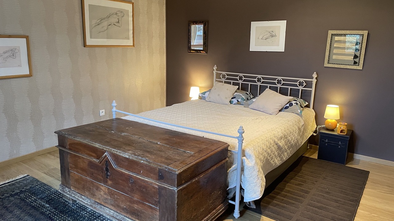Photo of Bedroom in Porcheville