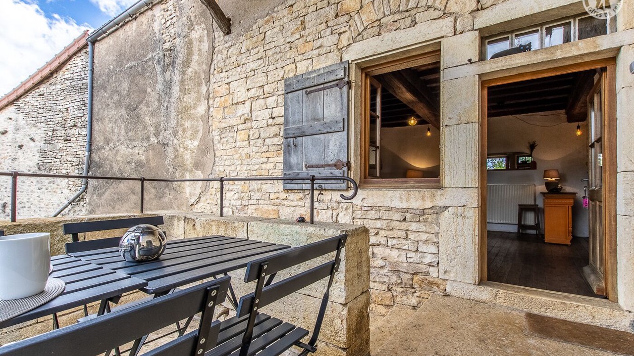 Photo of Outdoor in Chapaize