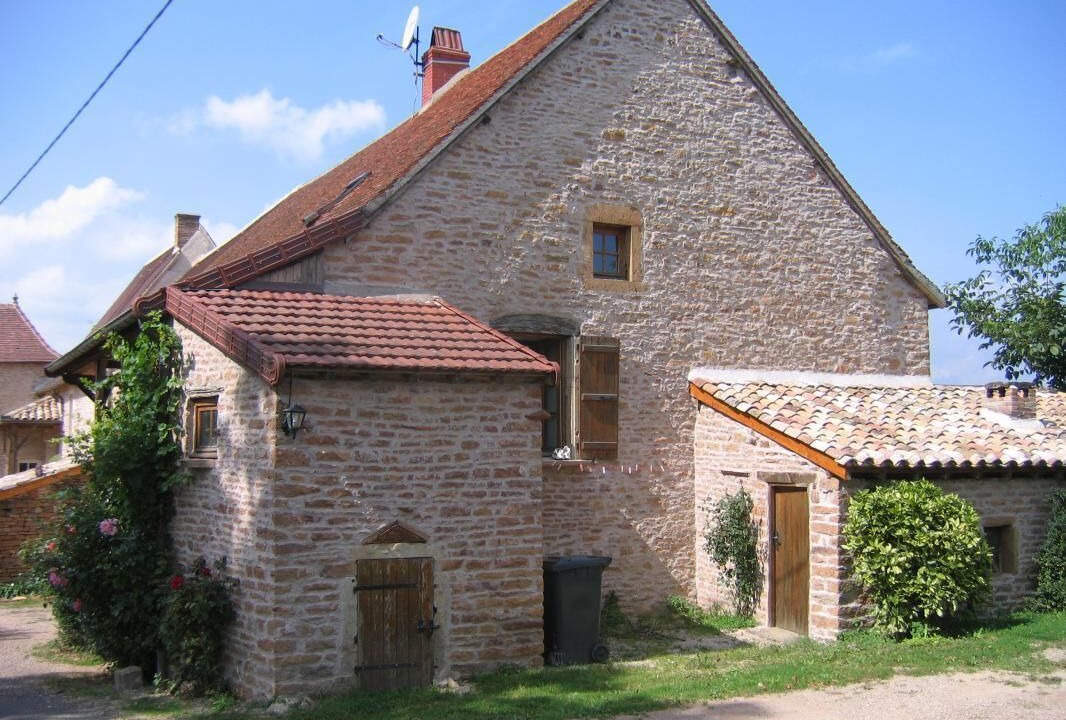 Photo of Outdoor in Etrigny