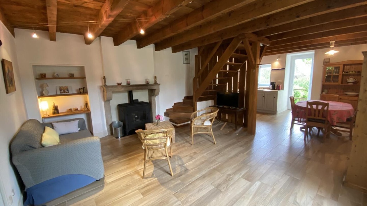 Photo of Livingroom in Etrigny